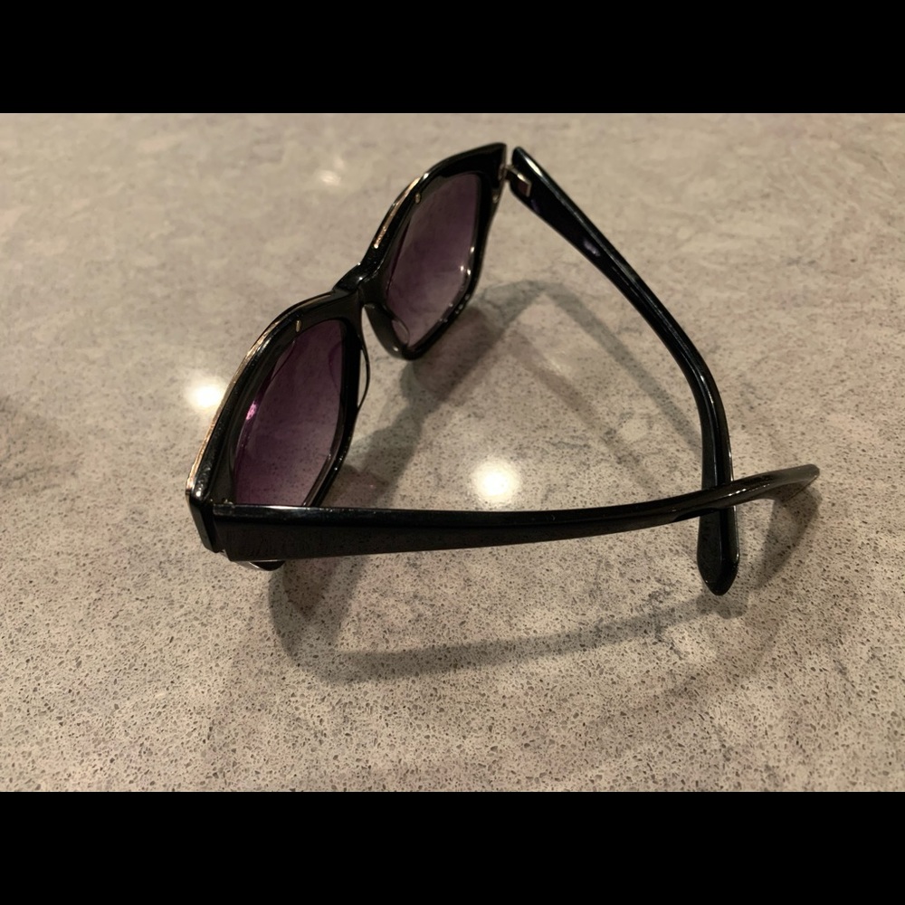 Zac Posen black and gold cat eye sunglasses - Picture 3 of 6
